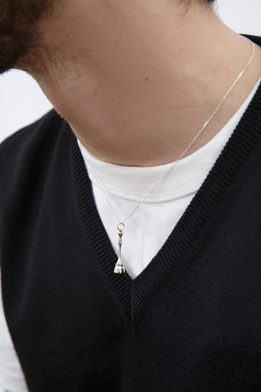 Qeen Pendant