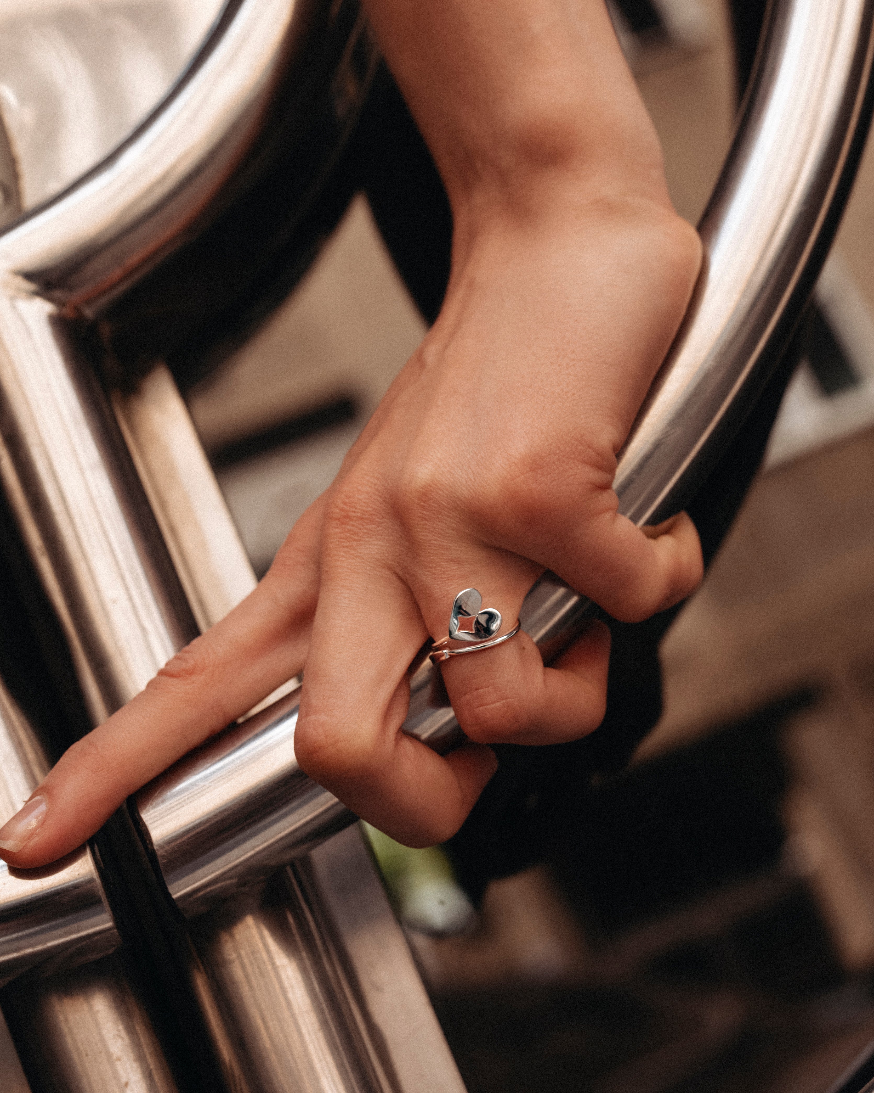 Hugging Key Ring