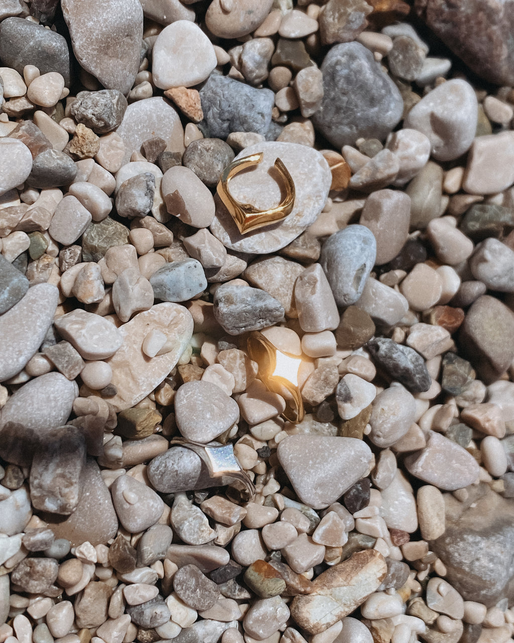 Sparkle Golden Signet