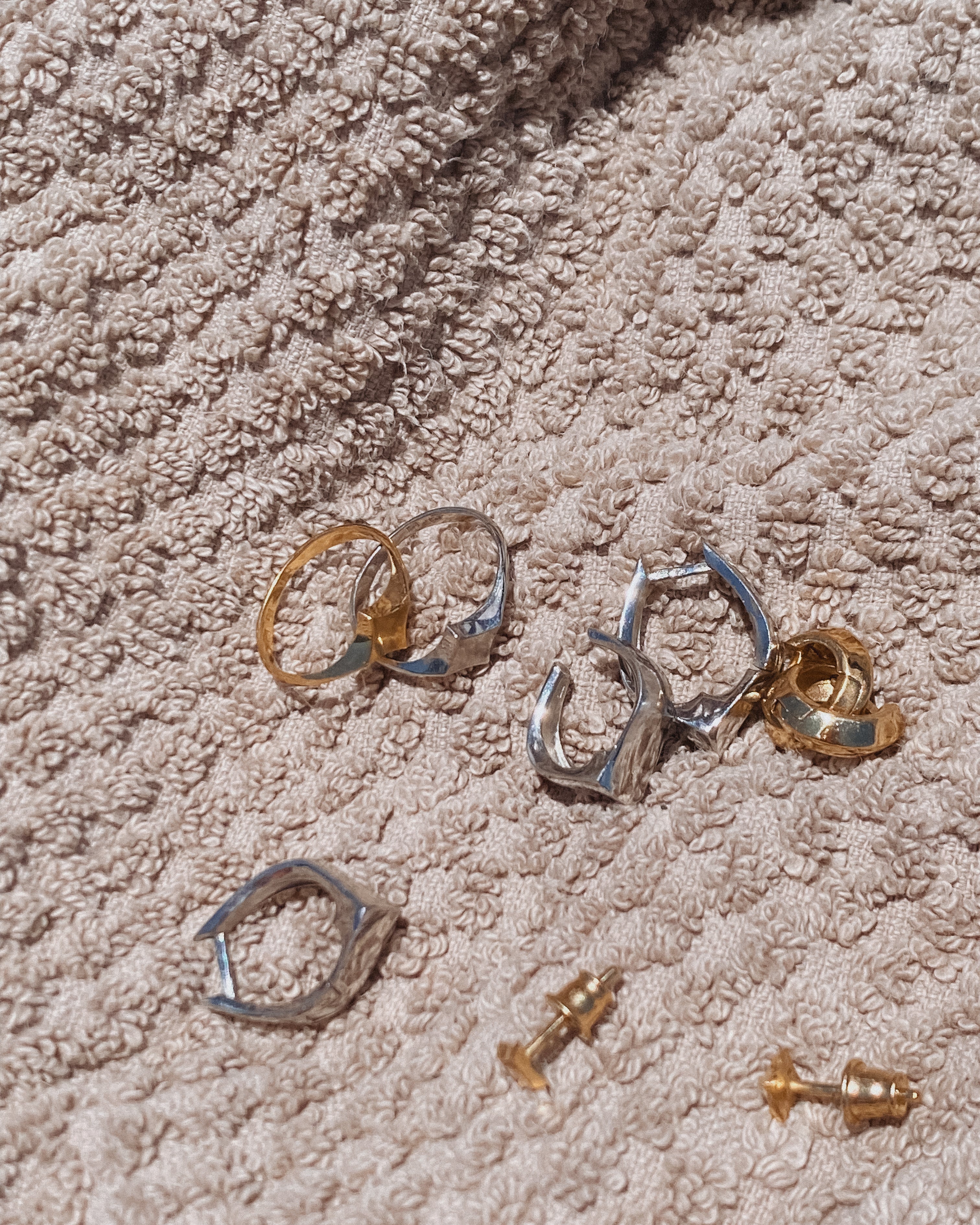 Tiny Sparks Golden Studs